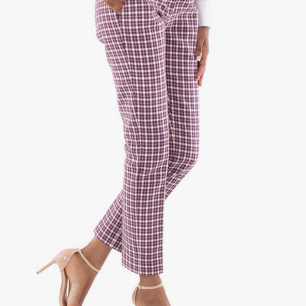 Burberry women’s lined checkered trousers,new with tags, burgundy & white size 6